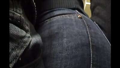 Seksi dewasa pramugari stripping handap taranjang