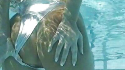 Babaturan horny maén suku kuring deui