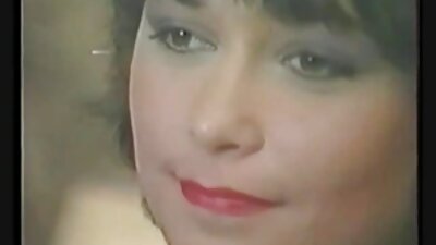 Busty porno milf panas, sababaraha orgasme jeung Vibe dipencet ngalawan clit